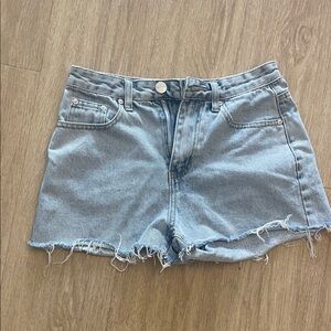 superdown Frayed Hem Light Wash Jean Shorts